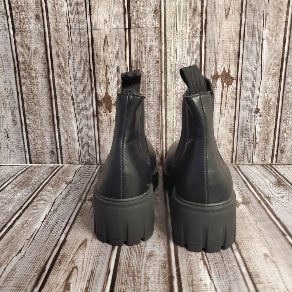 CUSHIONAIRE Women's Sasha Slip-On Chelsea boot +Memory Foam Black 8.5 M - Picture 5 of 11